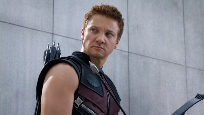 Jeremy Renner wants to see ‘Avengers: Age of Ultron’ like a fan, tried to avoid spoilers for his own movie