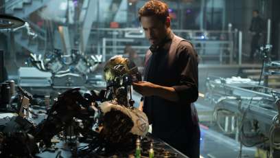 Marvel releases 16 new images from ‘Avengers: Age of Ultron’