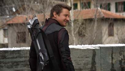 Avengers answer fan questions: Jeremy Renner crushed on Wonder Woman and more (video)
