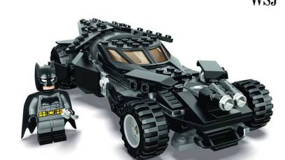 First look at LEGO ‘Batman v Superman’ Batmobile and Batman set