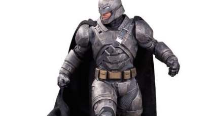 First look at ‘Batman v Superman’ statues from DC Entertainment