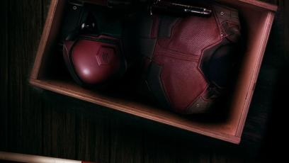 The suit makes the man in new promo photo for ‘Daredevil’ Season 2