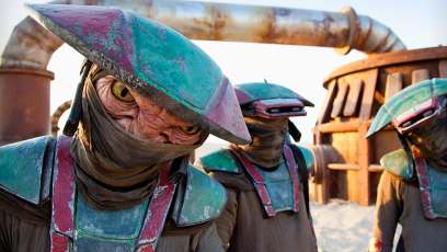 First look at new ‘Star Wars: The Force Awakens’ character