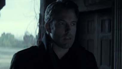 Bruce Wayne has new dialogue in international ‘Batman v Superman’ TV spot