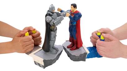 Mattel made ‘Batman v Superman’ Rock ‘Em, Sock ‘Em Robots