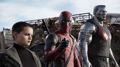 ‘Deadpool 2’ set photos reveal a parachute stunt