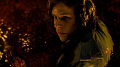 ‘Batman v Superman’ deleted scene features Lex Luthor and an alien (video)