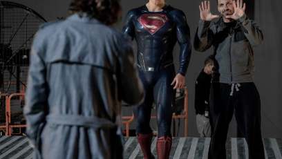 Zack Snyder frames a shot in ‘Batman v Superman’ set photo