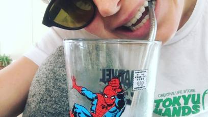 Brie Larson reps Marvel with a Spider-Man glass selfie