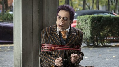 Mark Hamill is practically a live-action Joker in new clip from ‘The Flash’
