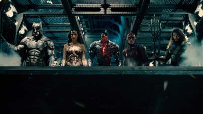 New ‘Justice League’ trailer unites Batman, Wonder Woman, Aquaman, Flash, and Cyborg