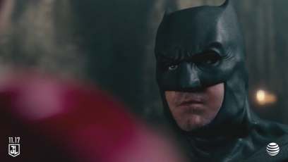 Batman talks to The Flash in new ‘Justice League’ video