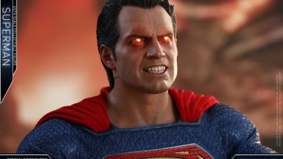 Hot Toys’ ‘Justice League’ Superman figure is based on Zack Snyder’s version