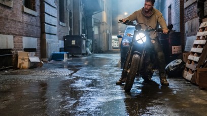 Tom Hardy and a security dog stole the show at ‘Venom’ premiere