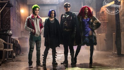 New ‘Titans’ photo unites the team in their DC Universe costumes