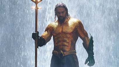 5-minute ‘Aquaman’ trailer puts Jason Momoa in the classic costume
