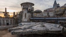 Star Wars: Galaxy’s Edge Theme Park Opening Early In Marvel Comics