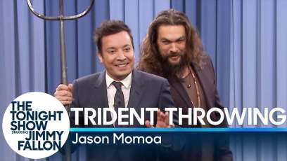 Aquaman’s Jason Momoa Battles Jimmy Fallon in Trident Throwing Competition on The Tonight Show