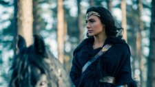 Why ‘Wonder Woman 3’ Should Be Set in the Future